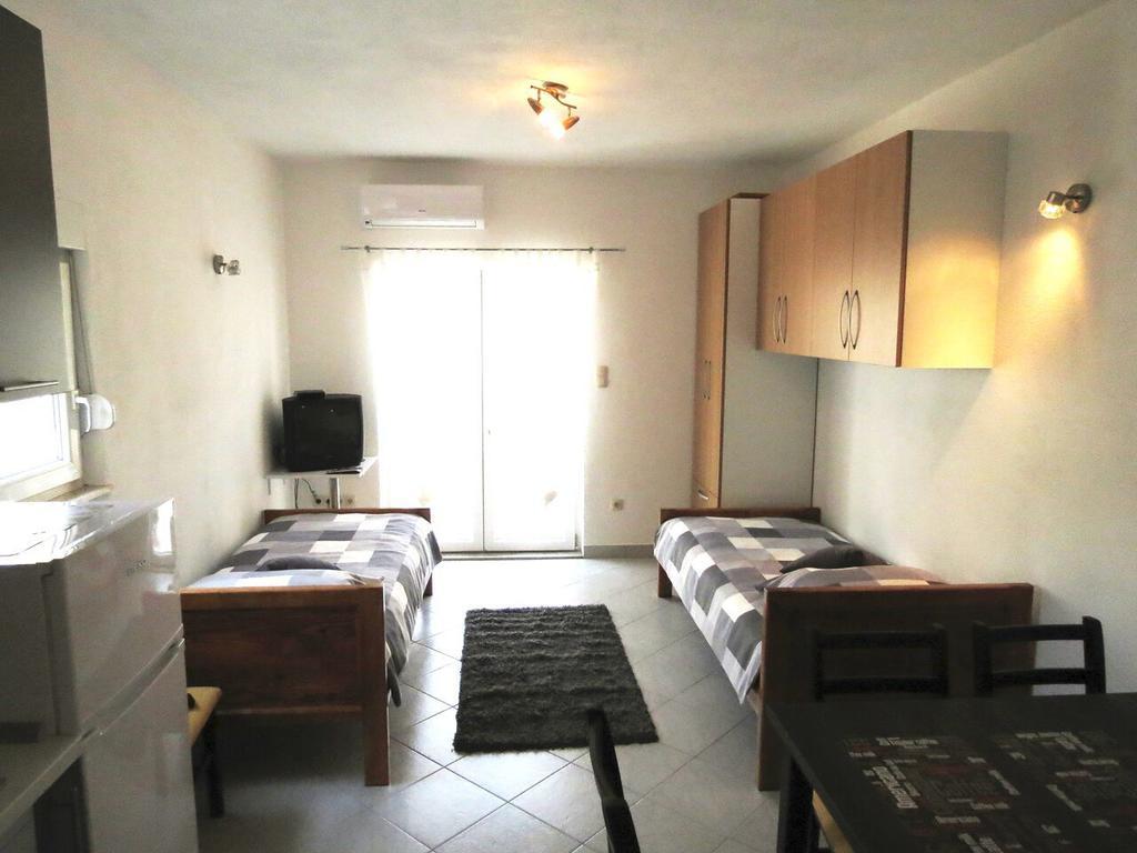 Apartments Ljubicic Podstrana Rum bild